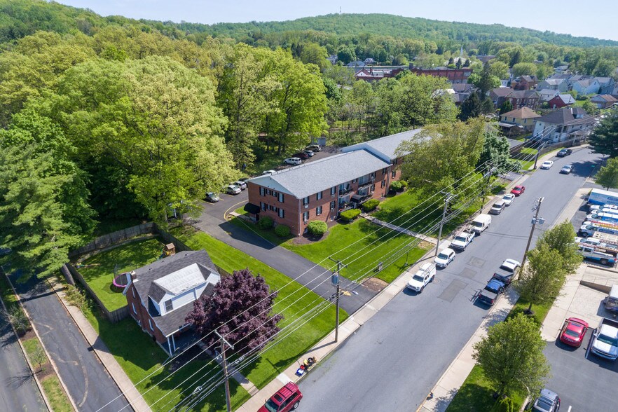 More Photos Of 372-390 W Minor St, Emmaus Apartments For Sale