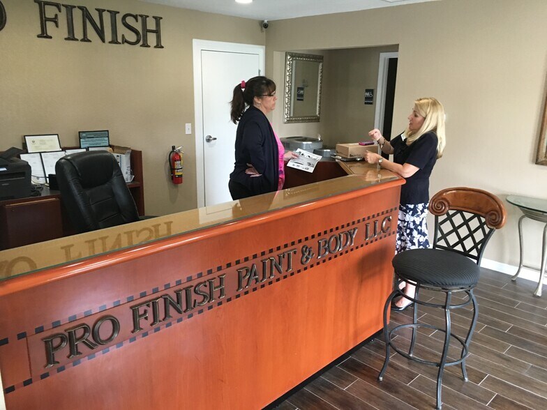 More Photos Of 1742 Canova St SE, Palm Bay Auto Repair For Sale
