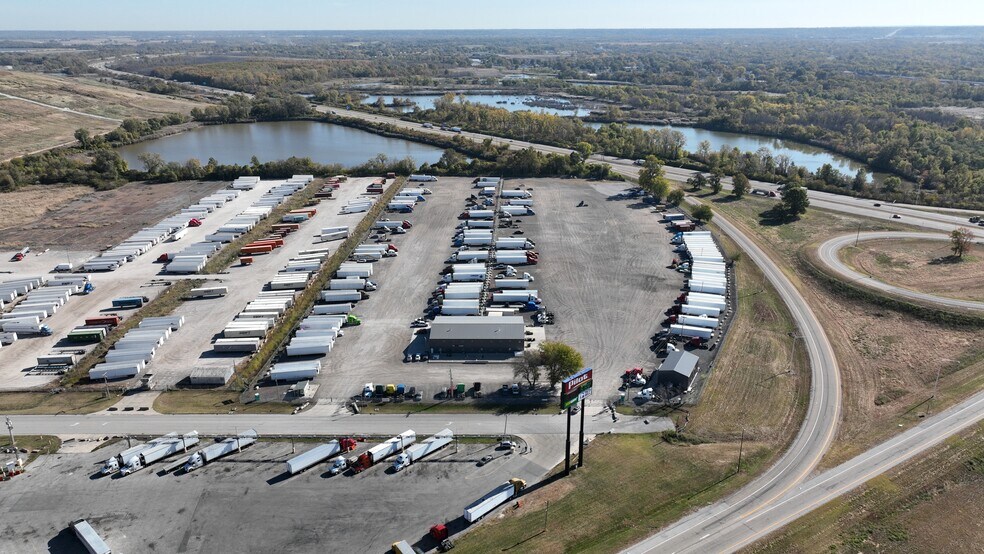 More Photos Of 895 Madison Rd, Madison Land For Lease