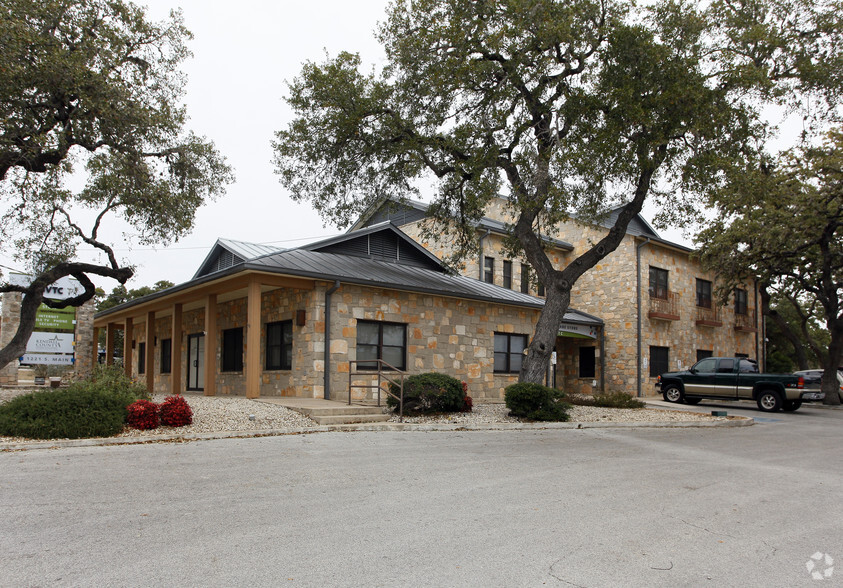 Primary Photo Of 1221 S Main St, Boerne Office For Lease