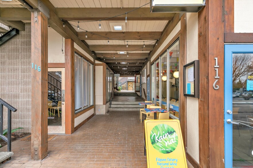 More Photos Of 116 Lithia Way, Ashland General Retail For Sale
