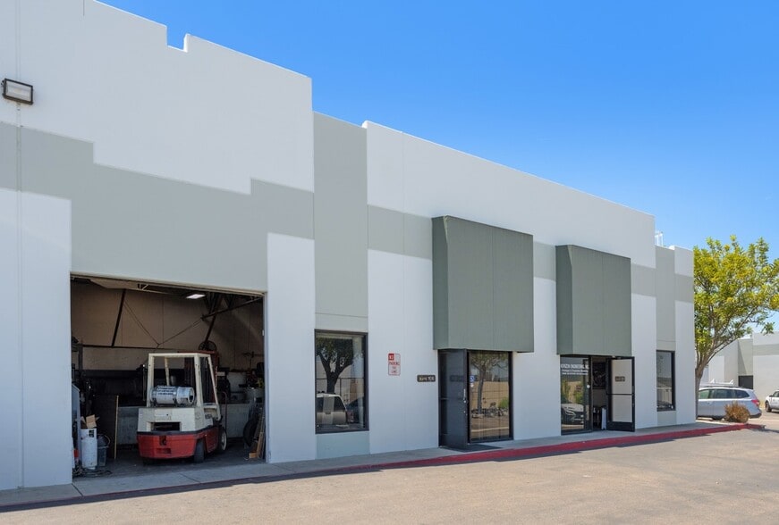 More Photos Of 13200 Kirkham Way, Poway Warehouse For Sale