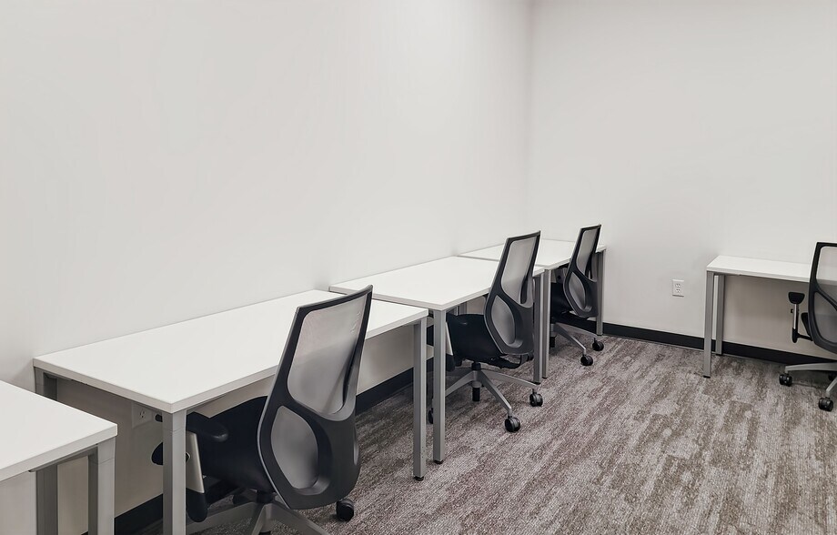 More Photos Of W57N14280 Doerr Way, Cedarburg Office For Lease