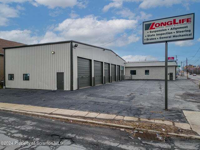 More Photos Of 814 Wyoming Ave, Scranton Freestanding For Sale