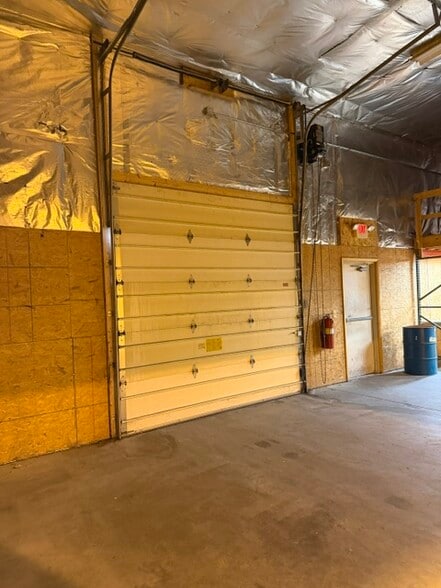 More Photos Of 160 Stover Dr, Carlisle Industrial For Lease