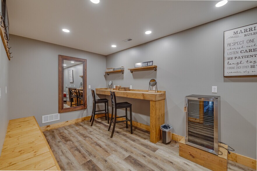 More Photos Of 3804 Russell Rd, Park Hills Specialty For Sale