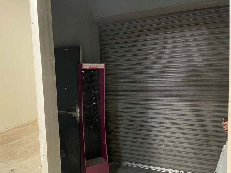 More Photos Of 417 E Main St, Stockton Storefront Retail Office For Lease