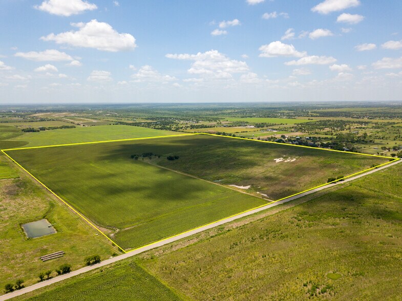 More Photos Of 0 Becker Lane, Del Valle Land For Sale