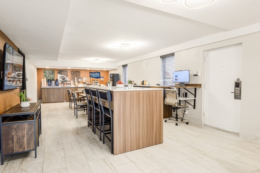 More Photos Of 200 S Broad St, Winston-Salem Hotel For Sale