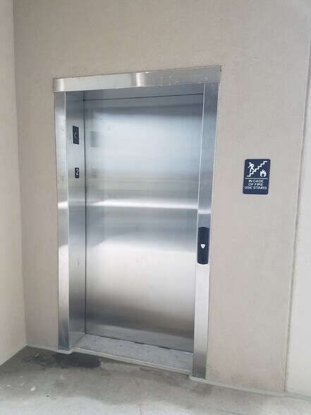 More Photos Of 1223 Grand West Blvd, Katy Restaurant For Sale