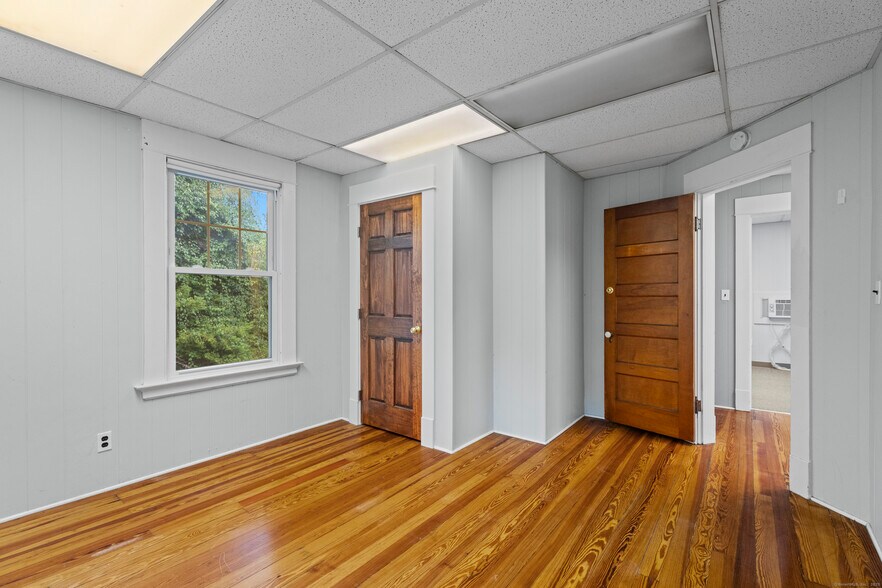More Photos Of 2764 Whitney Ave, Hamden Office For Sale