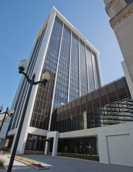 More Photos Of 210 E Capitol St, Jackson Office For Lease