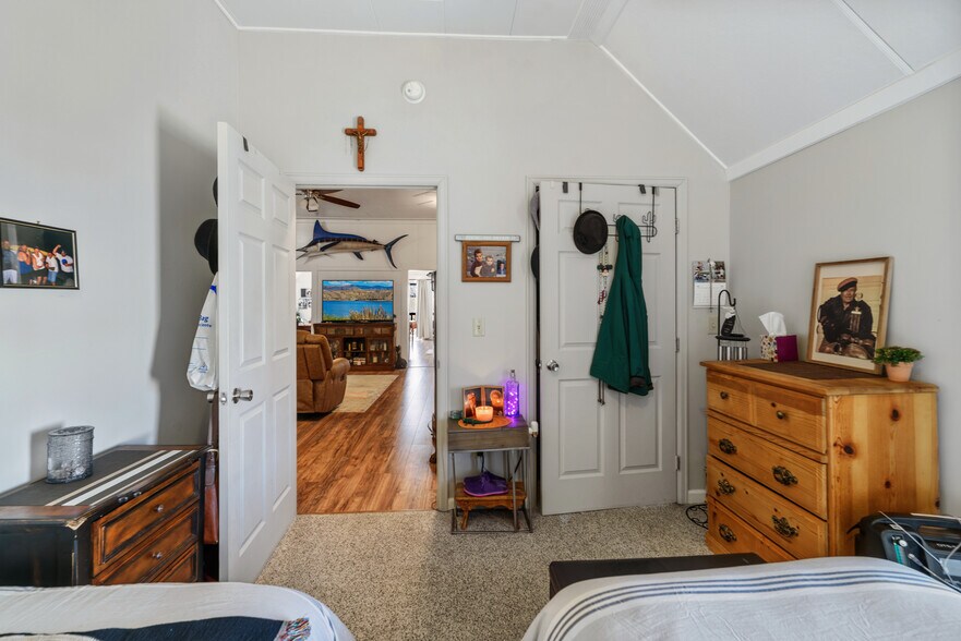 More Photos Of 104 N 3rd St, Kremmling Storefront Retail Residential For Sale