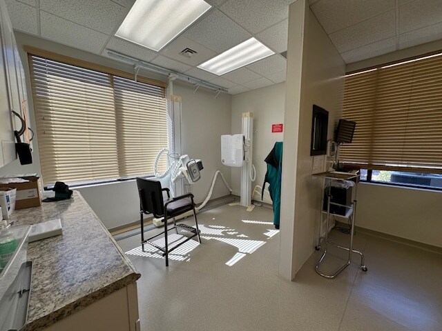 More Photos Of 1498 Jesse Jewell Pky SE, Gainesville Medical For Lease