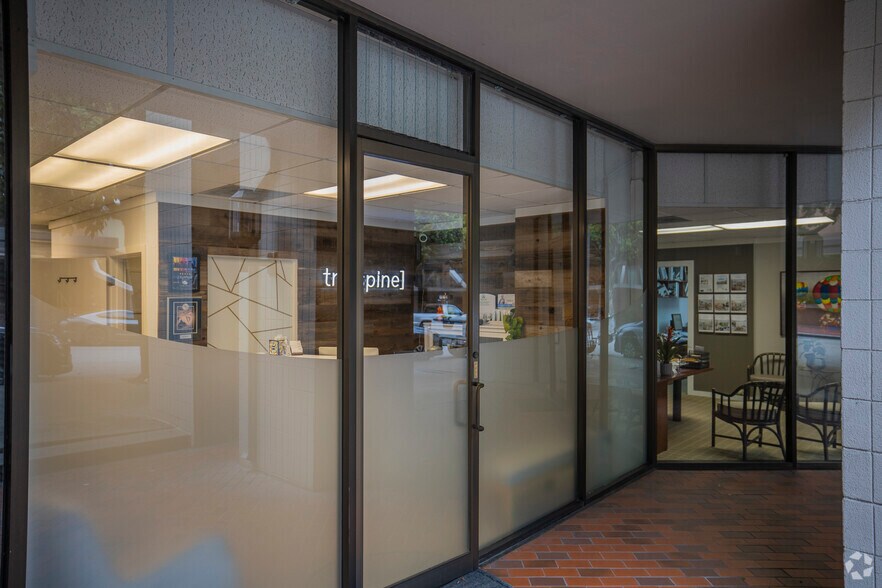 More Photos Of 150-156 Lombard St, San Francisco Apartments For Lease