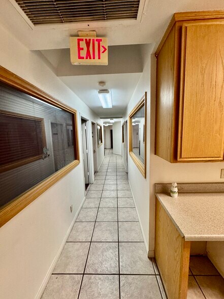 More Photos Of 144 E Washington Ave, Escondido Office Residential For Lease