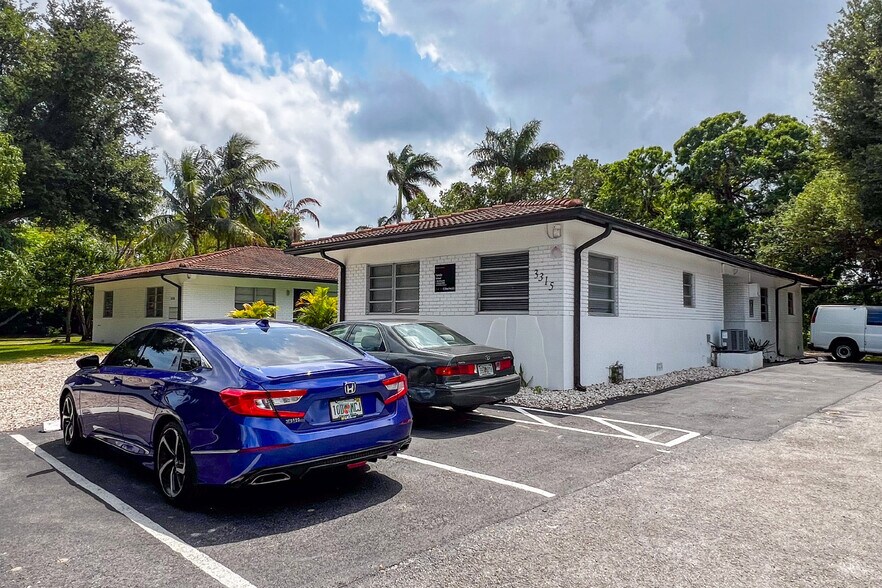 More Photos Of 3315-3331 SW 15th Ave, Fort Lauderdale Apartments For Sale