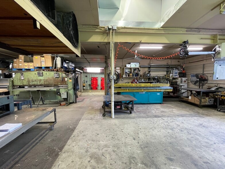 More Photos Of 298-300 Edmund Ave, Paterson Warehouse For Sale