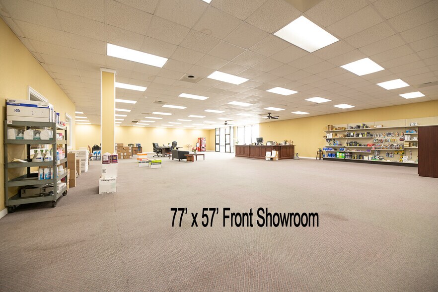 More Photos Of 1503 E Shotwell St, Bainbridge Storefront Retail Office For Sale