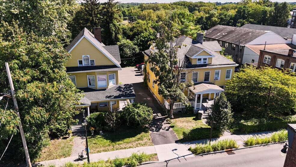 Primary Photo Of 260-264 Clinton Ave, Kingston Apartments For Sale