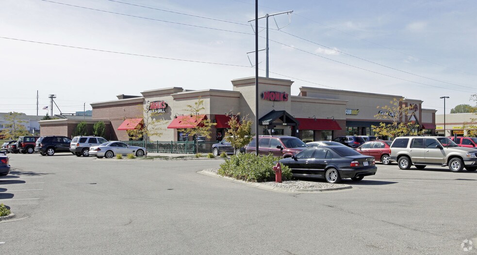 Primary Photo Of 8313-8319 Murphy Dr, Middleton Freestanding For Lease