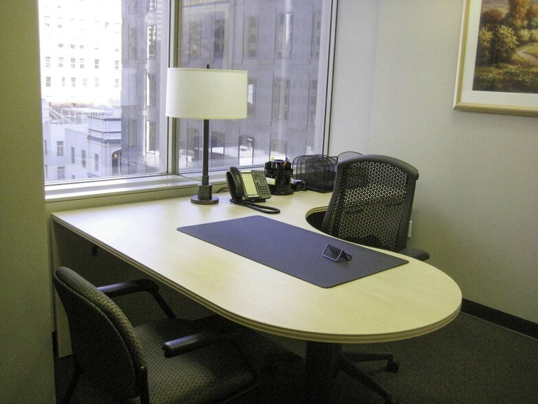 More Photos Of 100 Pine St, San Francisco Office For Lease