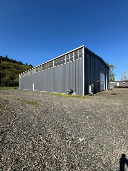 More Photos Of 76346 Barton Rd, Rainier Warehouse For Sale