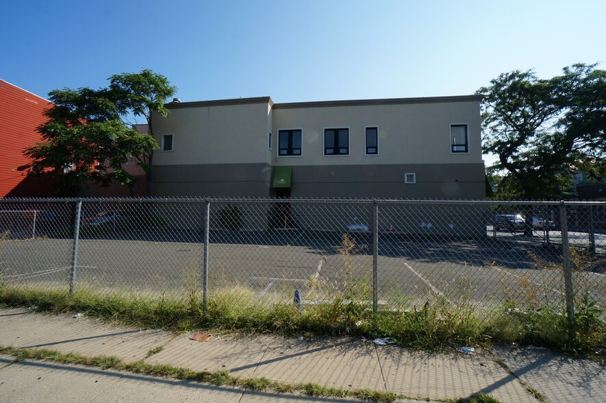 More Photos Of 223-227 Ocean Ave, Jersey City Storefront For Sale