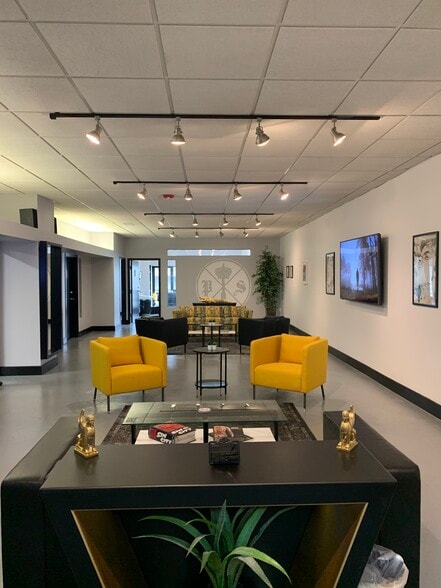 More Photos Of 31-39 E Gay St, Columbus Loft Creative Space For Lease