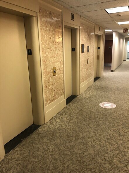 More Photos Of 22 N Front St, Memphis Office For Lease