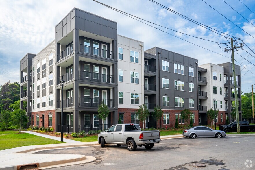 More Photos Of 3558 Elm St, Atlanta Apartments For Lease