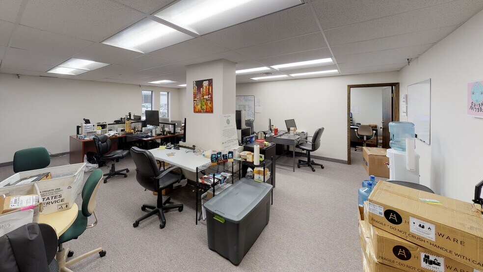 More Photos Of 7204 27th St W, Saint Louis Park Light Manufacturing For Lease