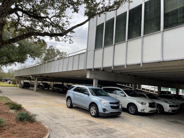 More Photos Of 6554 Florida Blvd, Baton Rouge Office For Lease