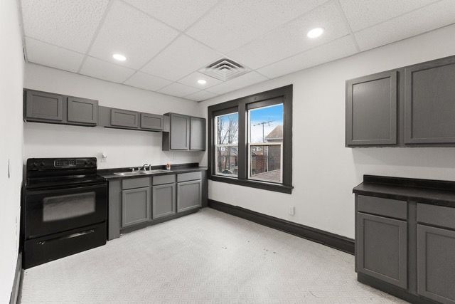 More Photos Of 1301 Pennsylvania St, Gary Apartments For Sale