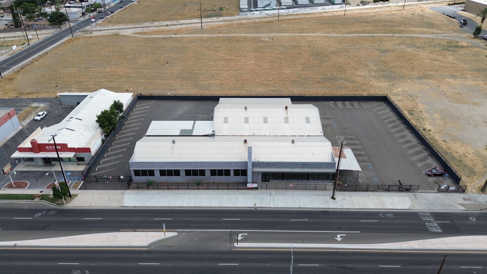 Primary Photo Of 611 W Florida Ave, Hemet Freestanding For Lease