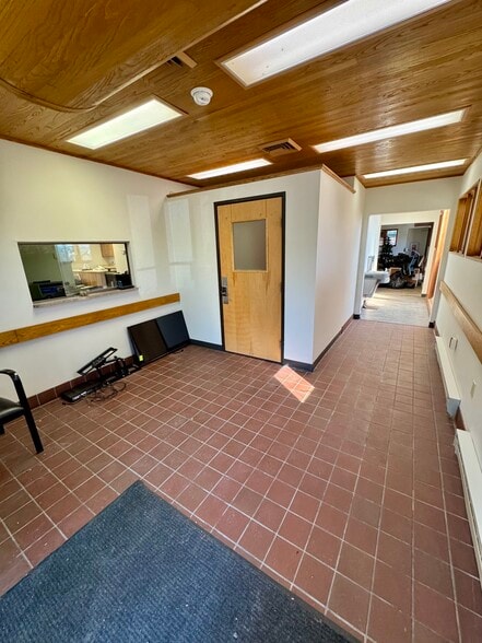 More Photos Of 397 N 9th Ave, Scranton Medical For Sale