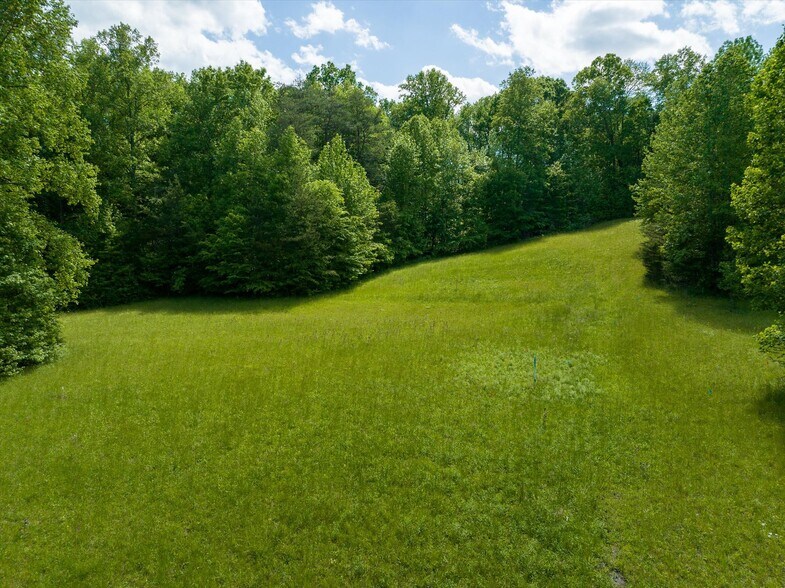 More Photos Of 899 W Mills Street, Columbus Land For Sale