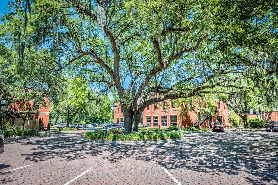 More Photos Of 3520 W Montague Ave, North Charleston Unknown For Lease