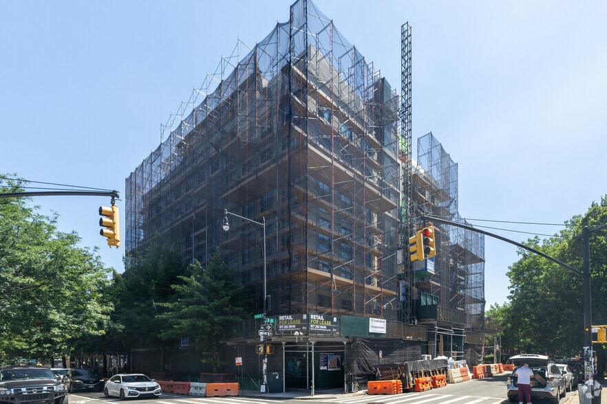 More Photos Of 705 Franklin Ave, Brooklyn Apartments For Lease