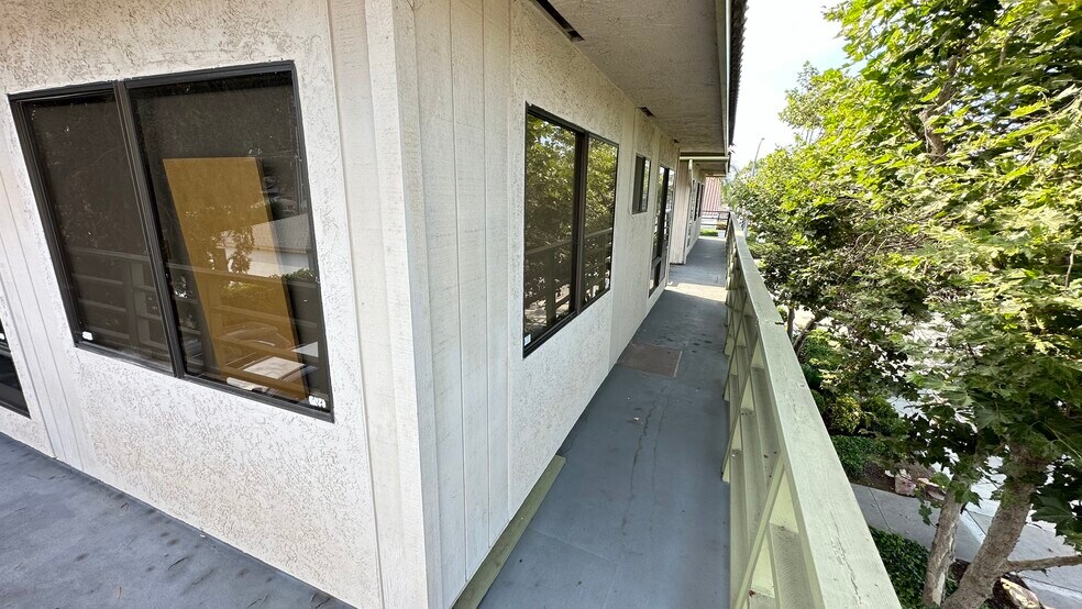 More Photos Of 899 E Grand Ave, Escondido Medical For Sale
