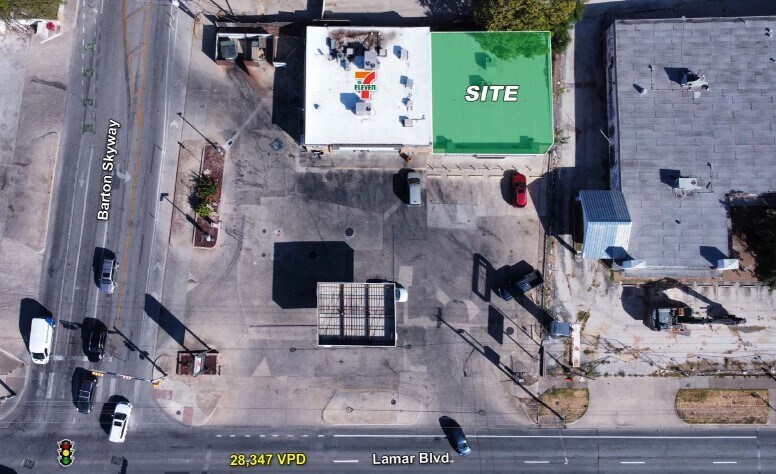 More Photos Of 2820 S Lamar Blvd, Austin Freestanding For Lease