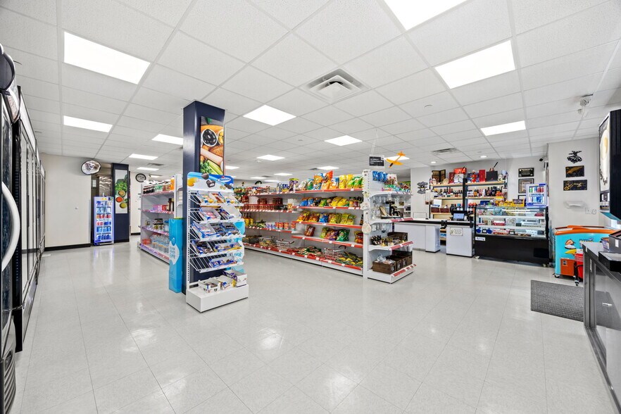 More Photos Of 470 Mediterranean Dr, McKinney Storefront For Lease