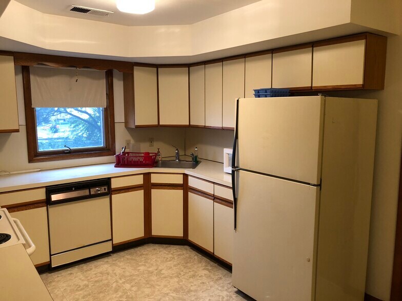 More Photos Of 1020 Lincoln Ave, Prospect Park Storefront Retail Residential For Sale