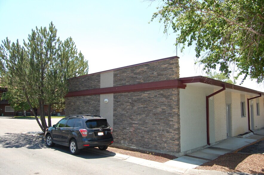 More Photos Of 246 N 18th Ave, Pocatello Healthcare For Sale