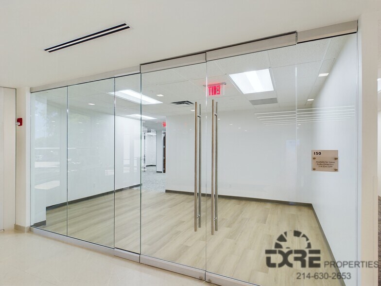 More Photos Of 1701 E Lamar Blvd, Arlington Office For Lease