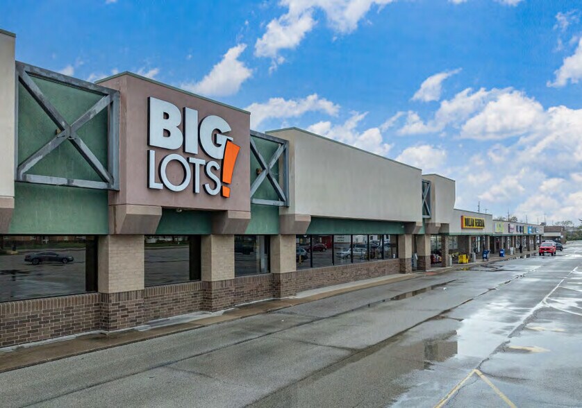 More Photos Of 2410-2500 E Washington St, East Peoria Unknown For Lease
