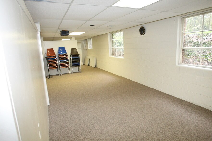 More Photos Of 10909 Chippewa Rd, Brecksville Religious Facility For Sale