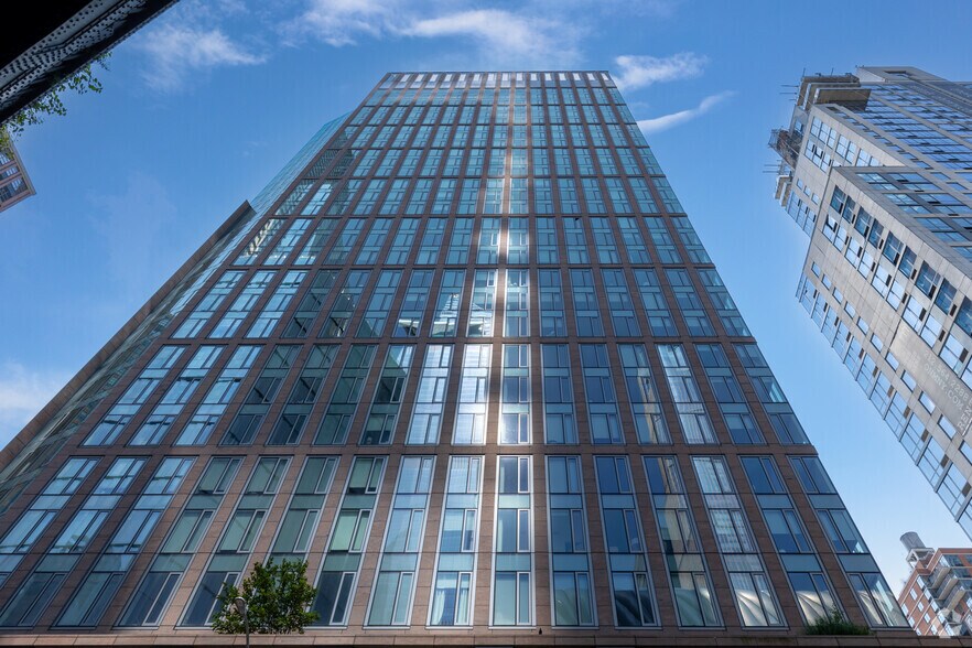 More Photos Of 530 W 30th St, New York Apartments For Lease
