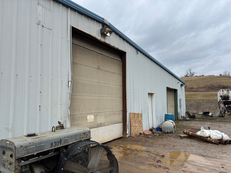 More Photos Of 24 Varner Dr, Claysville Warehouse For Sale