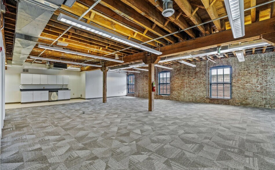 More Photos Of 1407 Fleet St, Baltimore Loft Creative Space For Lease